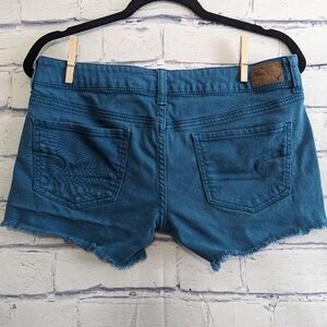 American Eagle Stretch Blue Frayed Hem Denim Jeans Shorts Women's Size 6